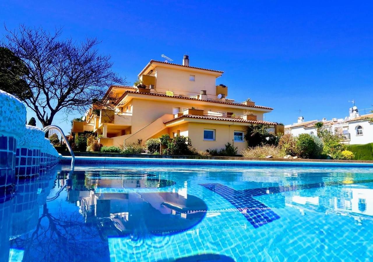 Apartamentos Stil Mar Anna - L'Escala Stil Mar Esterno foto