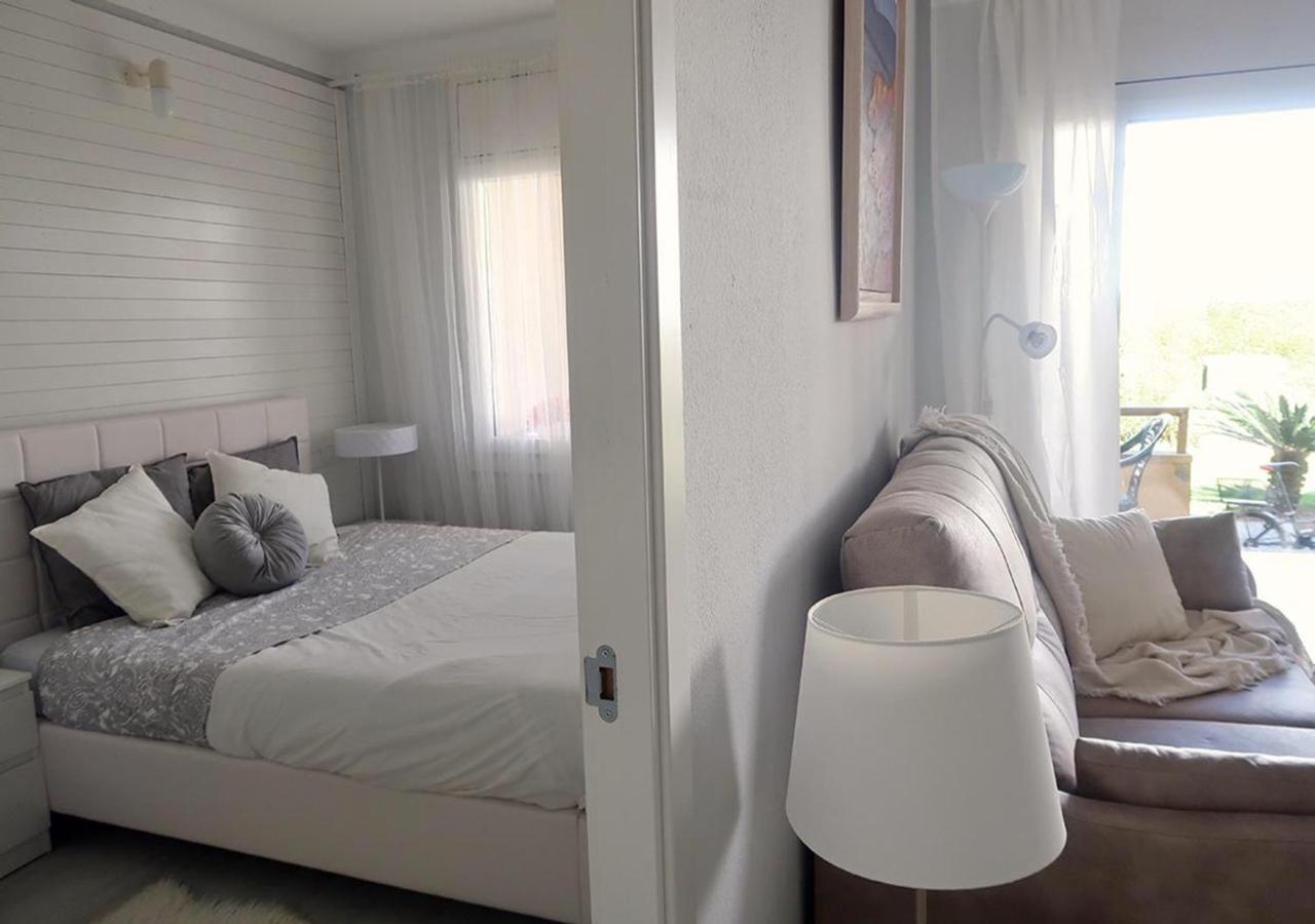 Apartamentos Stil Mar Anna - L'Escala Stil Mar Esterno foto