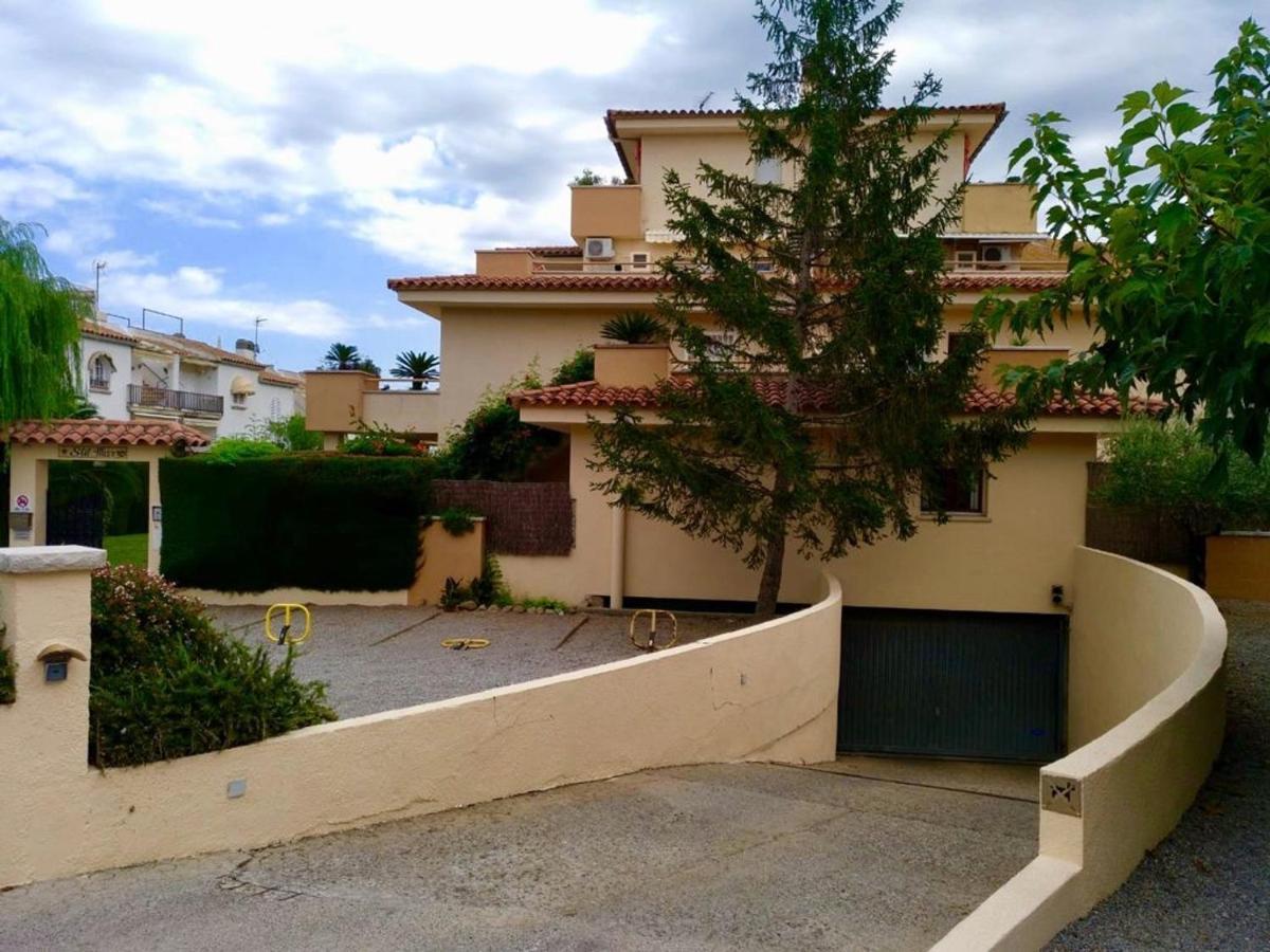 Apartamentos Stil Mar Anna - L'Escala Stil Mar Esterno foto