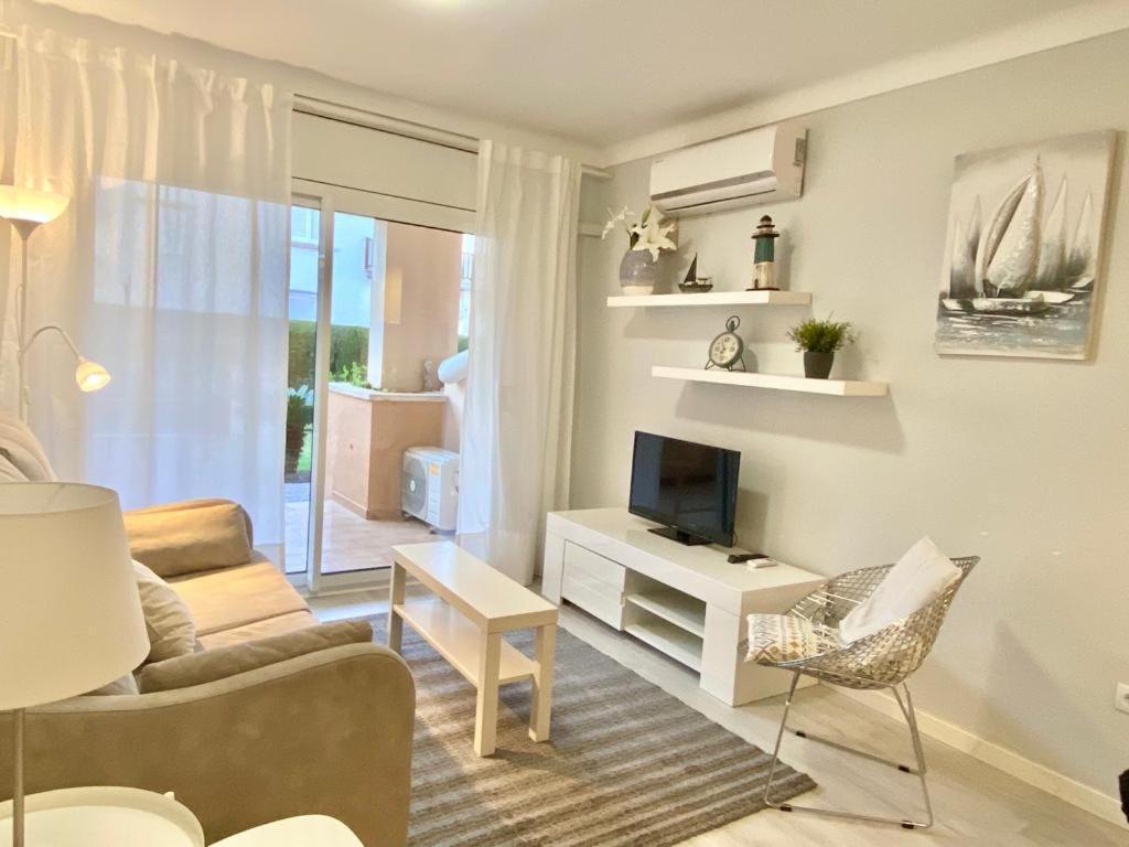 Apartamentos Stil Mar Anna - L'Escala Stil Mar Esterno foto